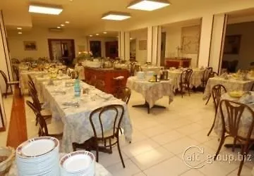 贝拉海滨酒店 酒店