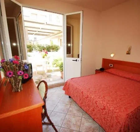 Bella Riviera Lungomare 3* Βιαρέτζιο