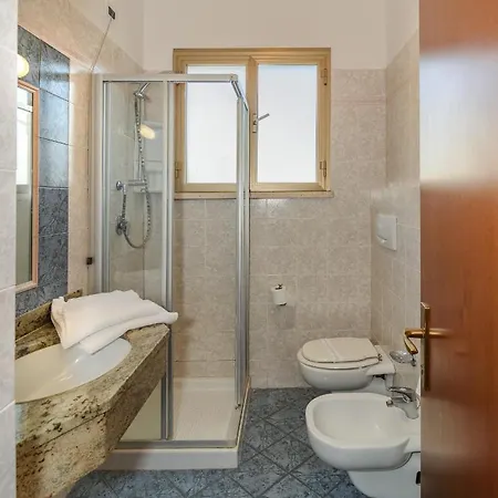 Bella Riviera Lungomare Hotel 3*