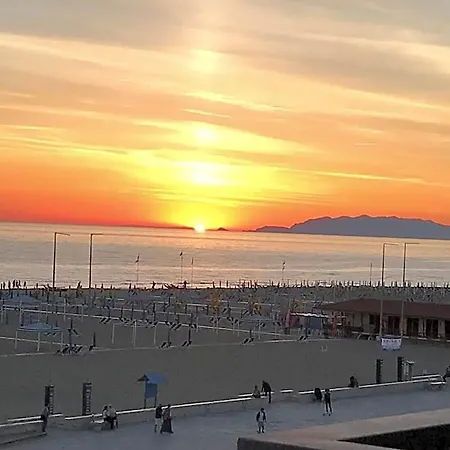 מלון Bella Riviera Lungomare וירג'יו