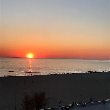 Bella Riviera Lungomare فندق 3*