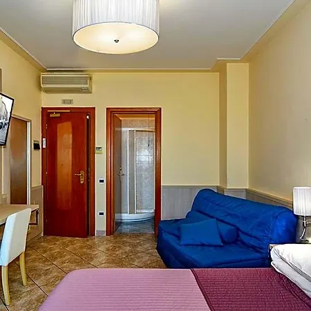 Bella Riviera Lungomare 3* וירג'יו