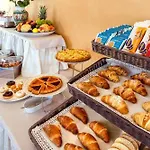 Bella Riviera Lungomare Отель Виареджо